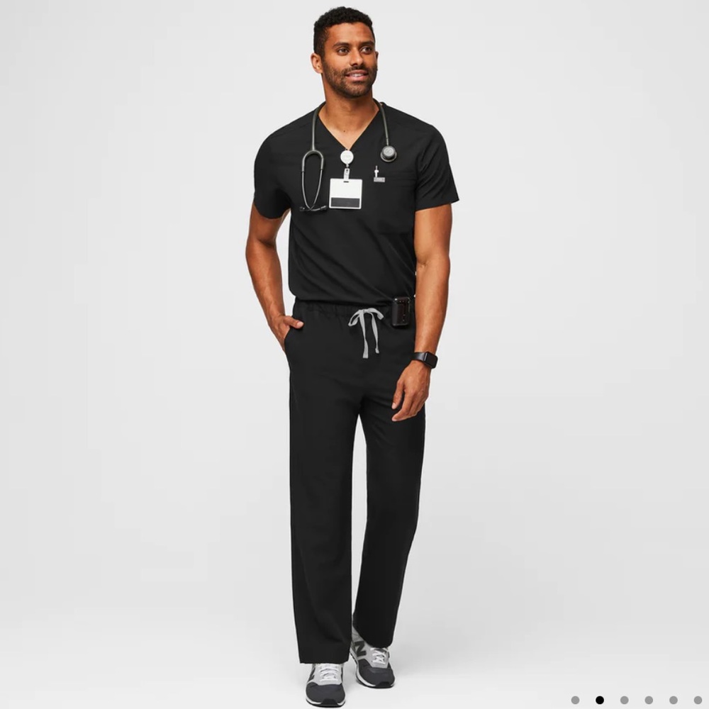 Figs NWT Mens Black Scrub Set Medium